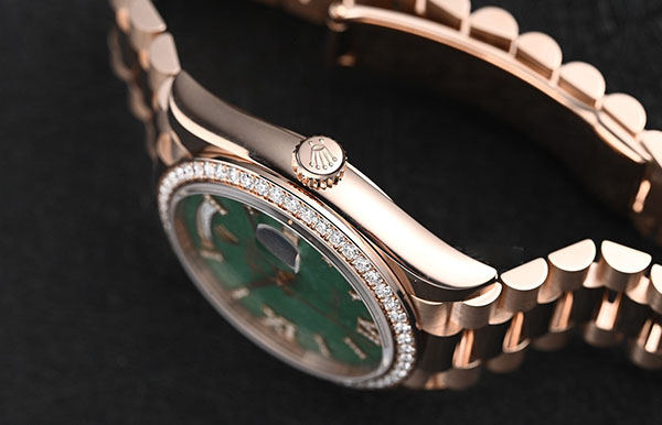 劳力士腕表进灰(如何正确清洁劳力士腕表内灰尘) 劳力士腕表进灰(如何正确清洁劳力士腕表内灰尘)