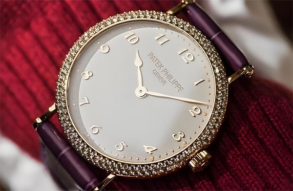 百达翡丽腕表进水怎么办(专业技巧分享)