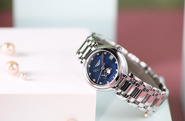 浪琴手表进灰处理方法(详细教程,轻松解决手表进灰问题) 浪琴手表进灰处理方法(详细教程,轻松解决手表进灰问题)