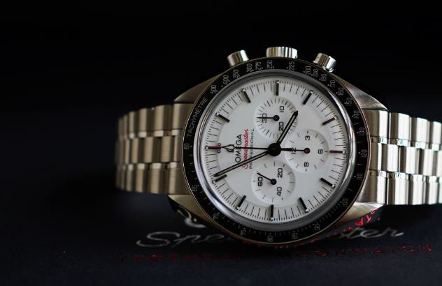 欧米茄腕表机芯异响处理技巧 (专业维修师傅教你解决) 欧米茄腕表机芯异响处理技巧 (专业维修师傅教你解决)